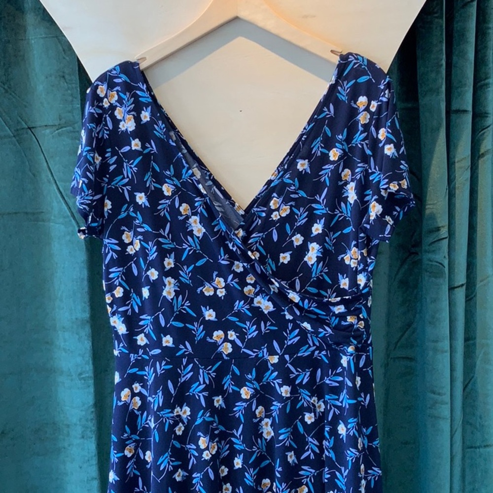 Kaileigh Floral Wrap Dress - Picture 2 of 3